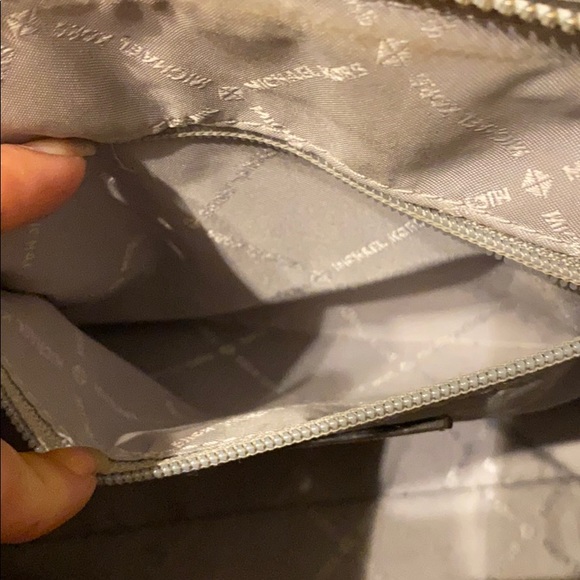 Michael Kors Bag - Picture 3 of 10